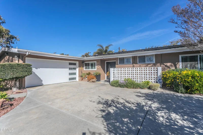 2987 Las Posas, Camarillo, CA 93010