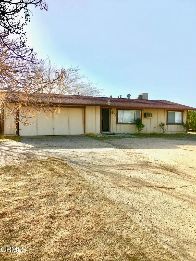11840 8th, Hesperia, CA 92345