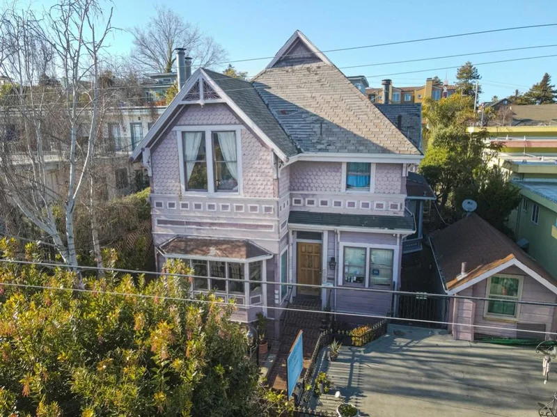 118 1st, Santa Cruz, CA 95060