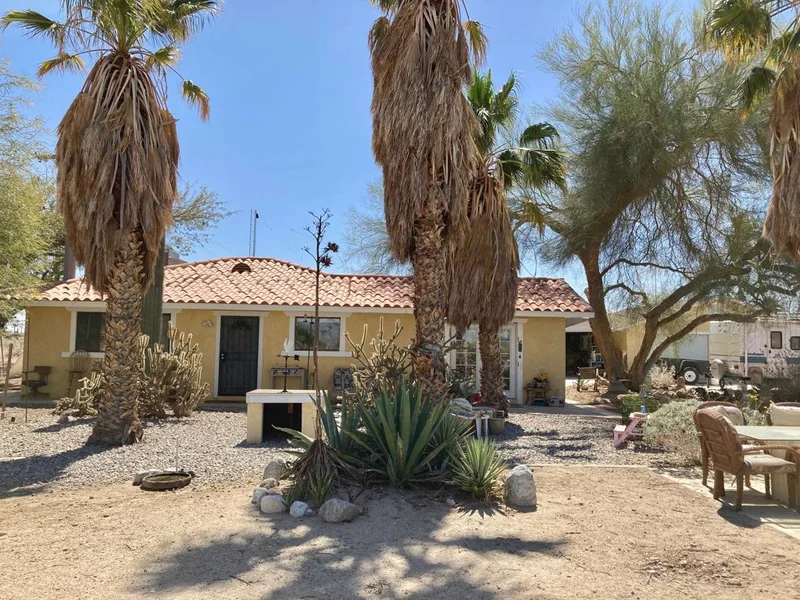 3004 Camino, Thermal, CA 92274