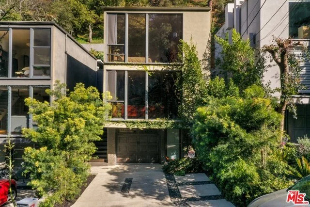 8806 Wonderland, Los Angeles, CA 90046