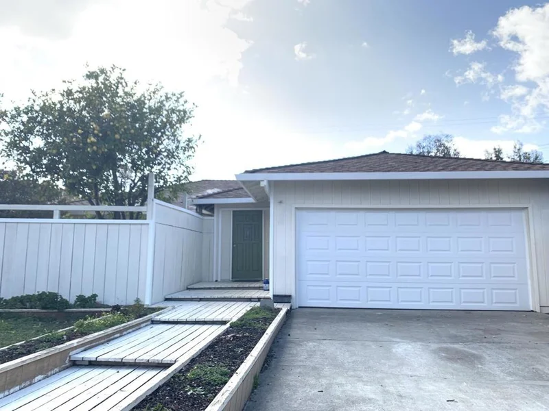 1011 September, Cupertino, CA 95014