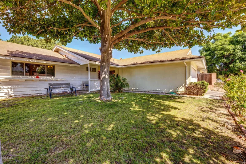 459 Center, Santa Paula, CA 93060