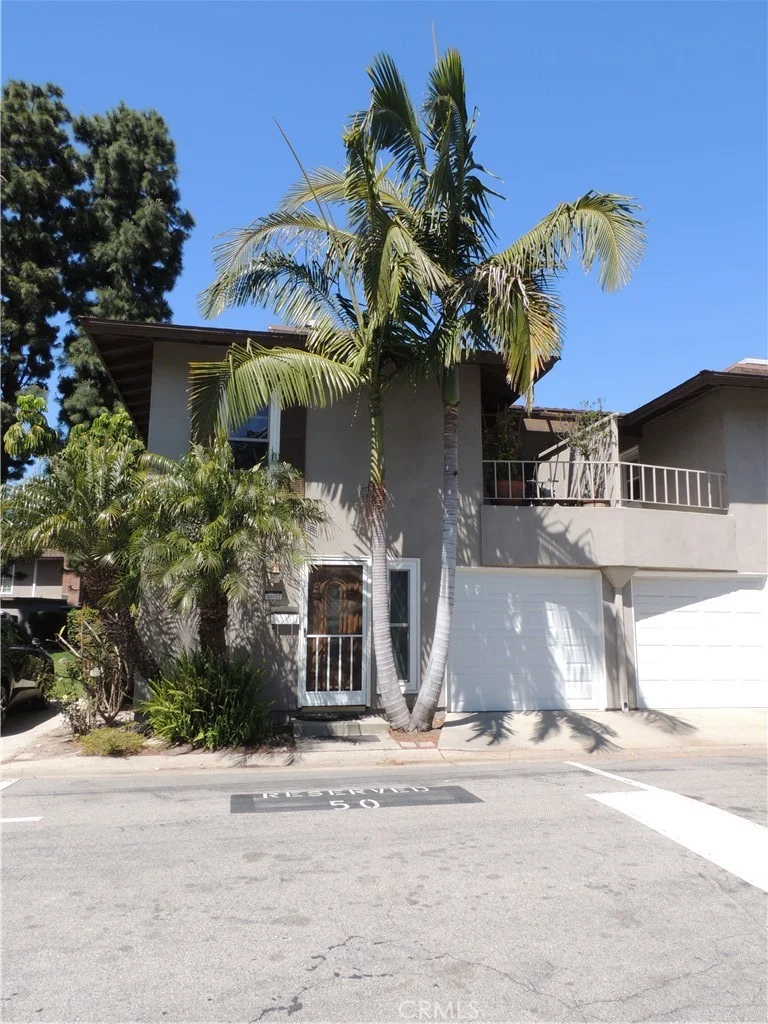 10412 Carlyle, Cypress, CA 90630
