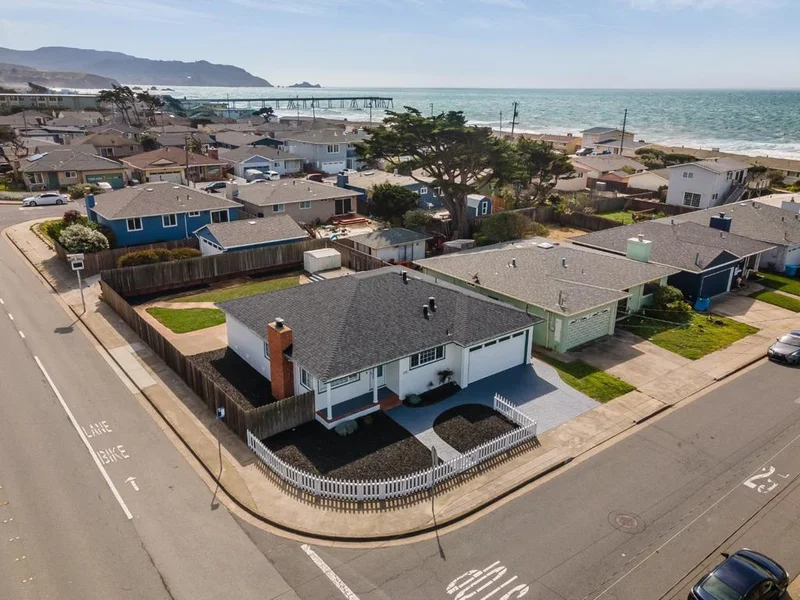 105 Shoreview Avenue, Pacifica, CA 94044