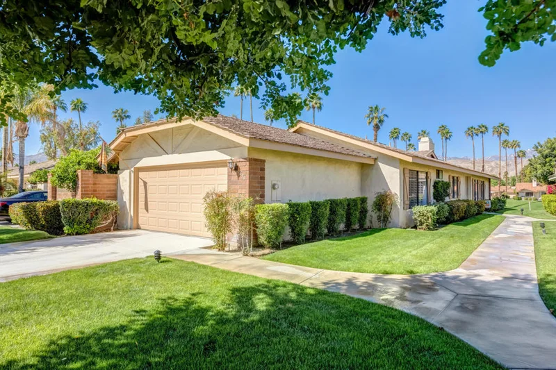 299 San Vicente, Palm Desert, CA 92260