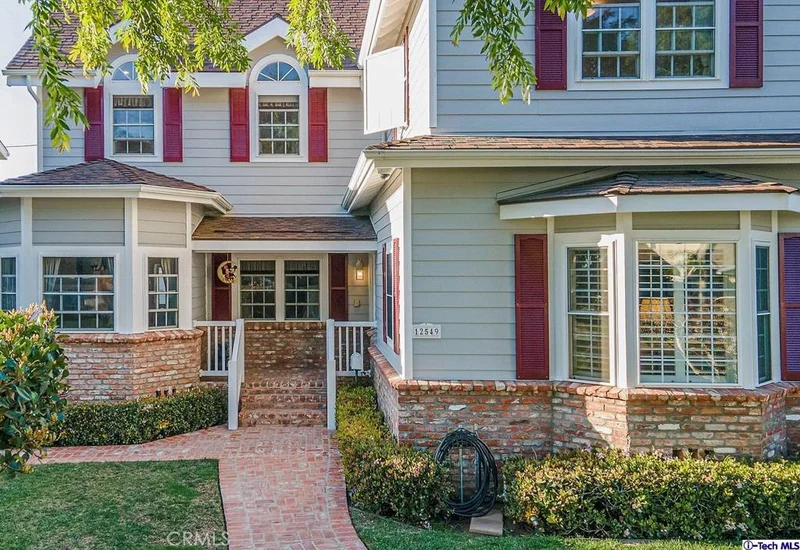 12549 Everglade, Los Angeles, CA 90066