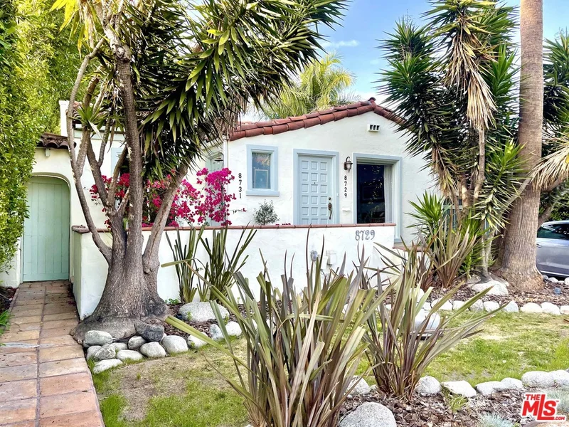 8729 Ashcroft Avenue, West Hollywood, CA 90048
