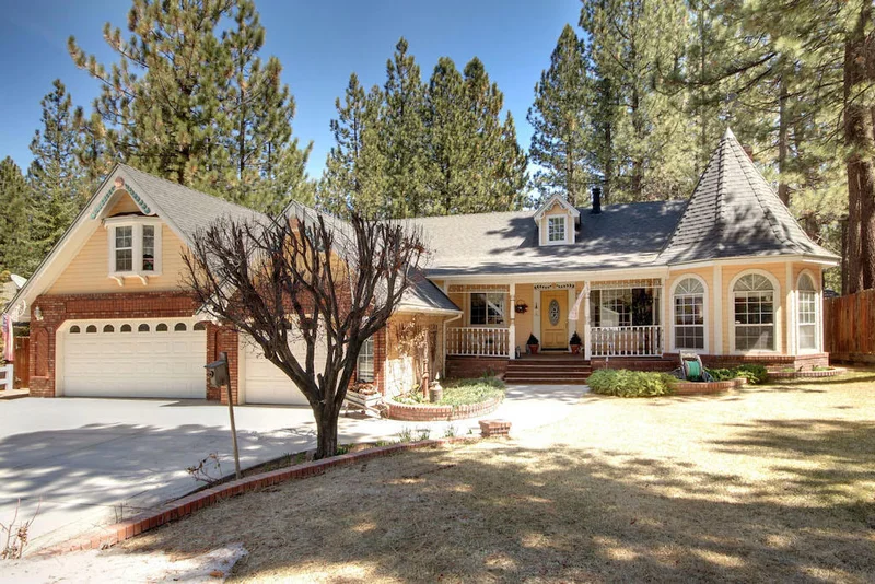 557 Killington, Big Bear, CA 92315
