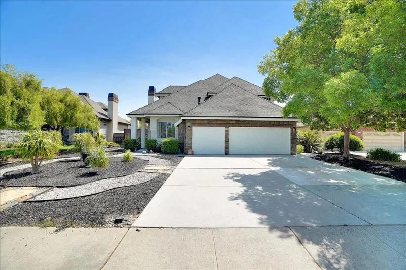 1880 Conte, Morgan Hill, CA 95037