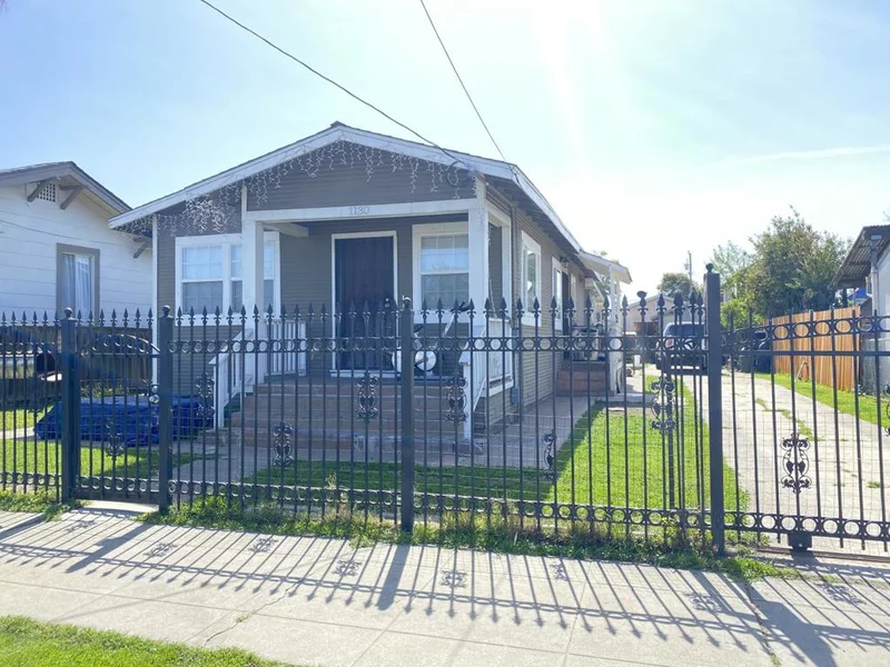 1130 87th, Oakland, CA 94621