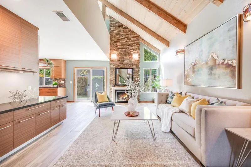 22832 Longdown, Cupertino, CA 95014