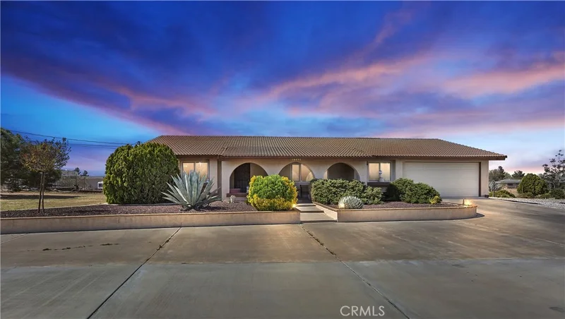 18450 Pacific, Hesperia, CA 92345