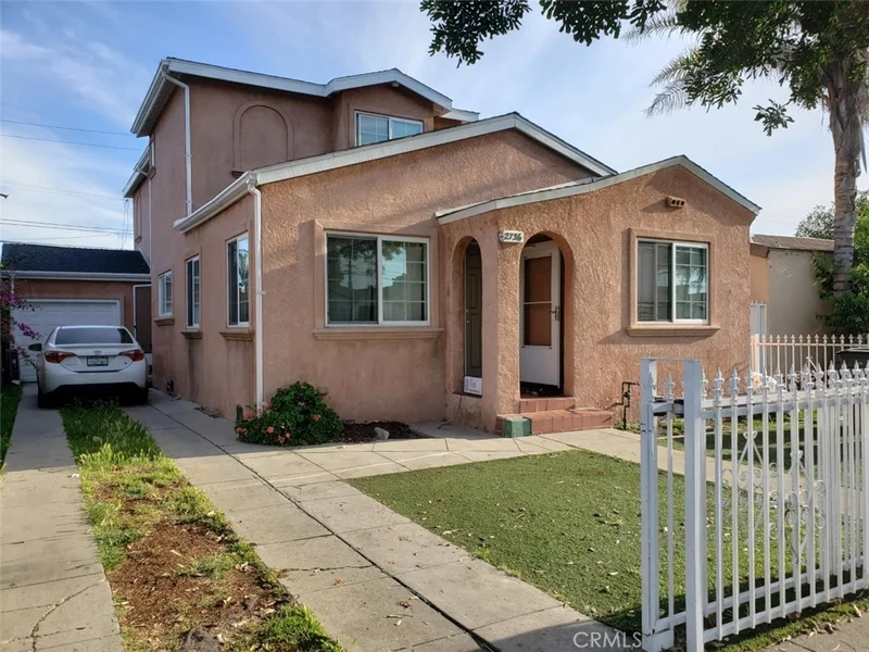 2736 Van Buren, Carson, CA 90810