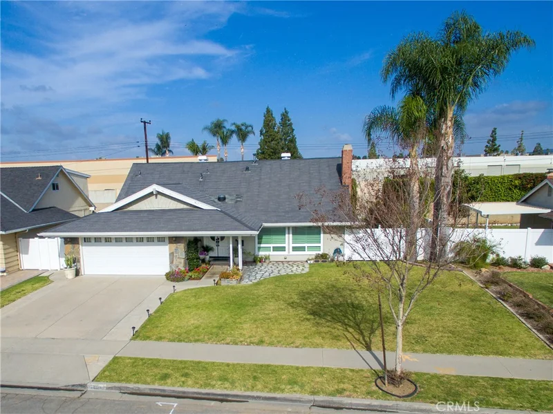125 Delphia Avenue, Brea, CA 92821