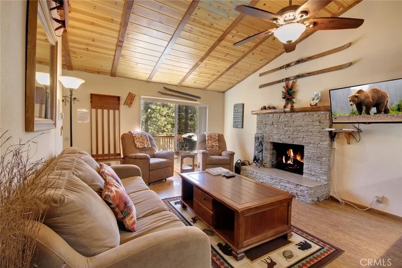 42792 Conifer Dr., Big Bear, CA 92315