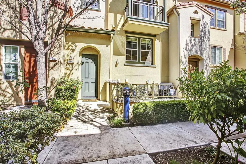 1004 Vida Larga, Milpitas, CA 95035