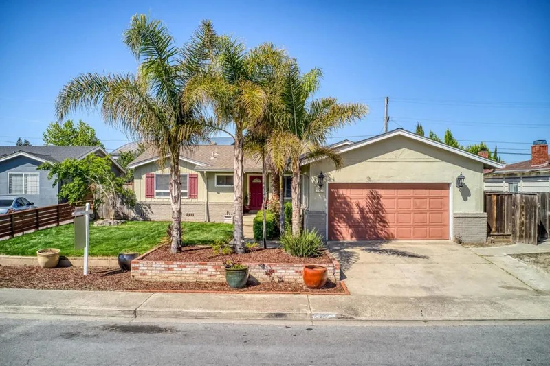 125 Casper, Milpitas, CA 95035