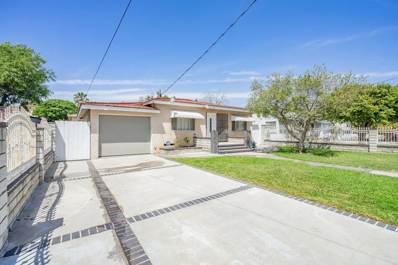 1017 Newton, San Fernando, CA 91340