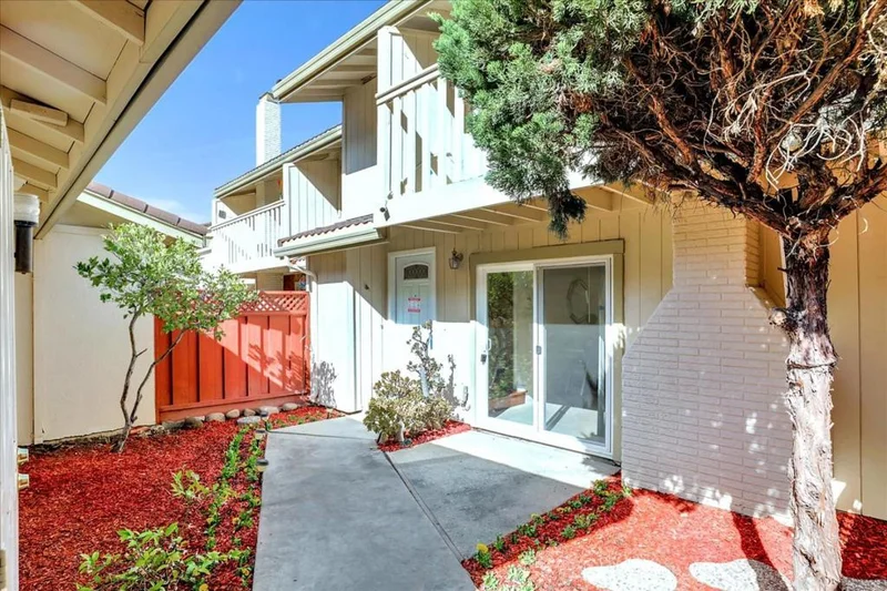 1048 Polk, San Jose, CA 95117