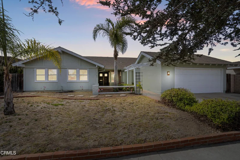 1151 Lawrence, Oxnard, CA 93035