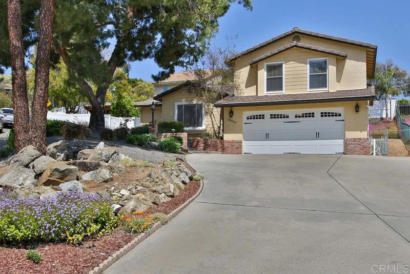 10257 Challenge, La Mesa, CA 91941
