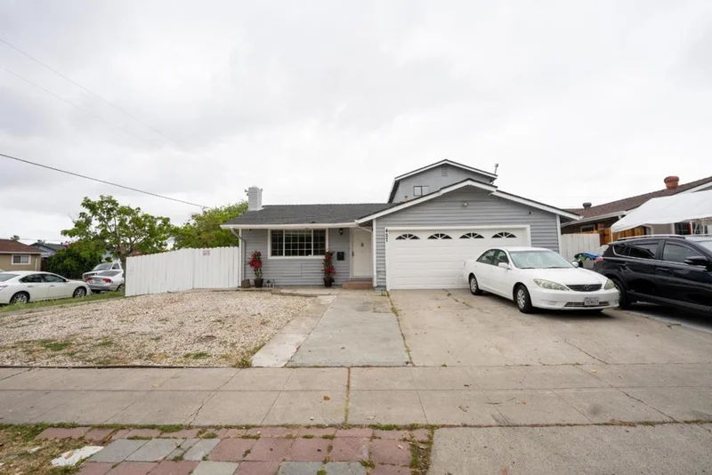 427 Southside, San Jose, CA 95111