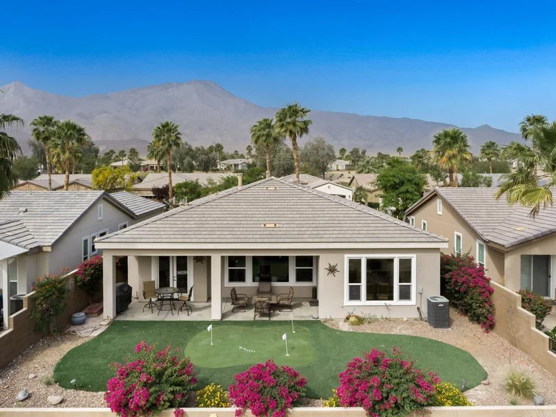 61656 Topaz, La Quinta, CA 92253