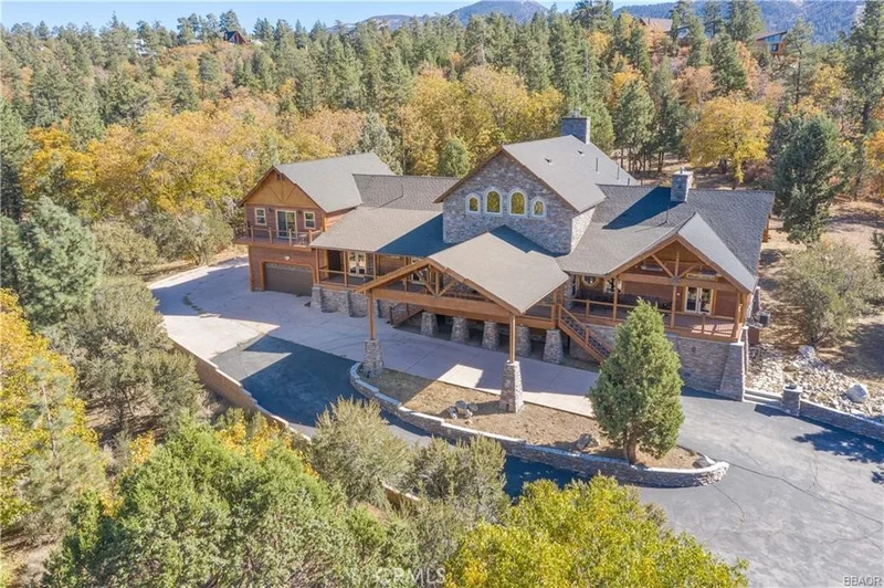 858 Fox Tower, Big Bear, CA 92315