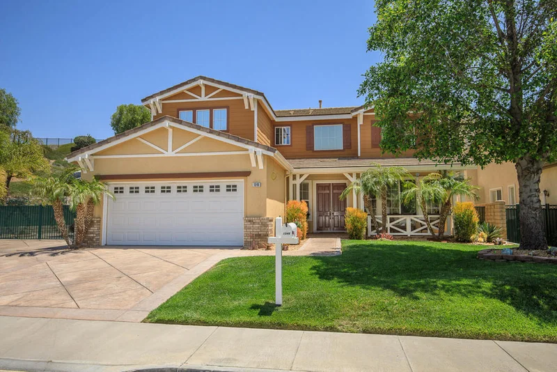 1046 Poplar, Simi Valley, CA 93065
