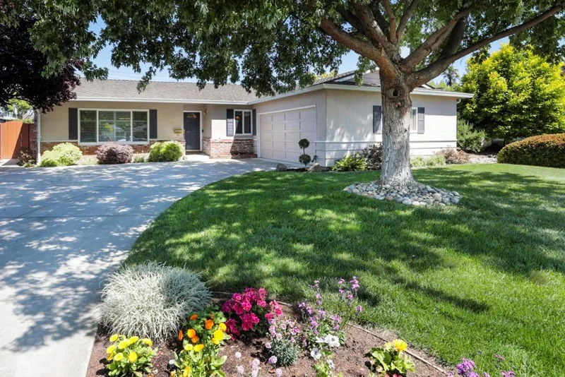 62 Herbert, Campbell, CA 95008