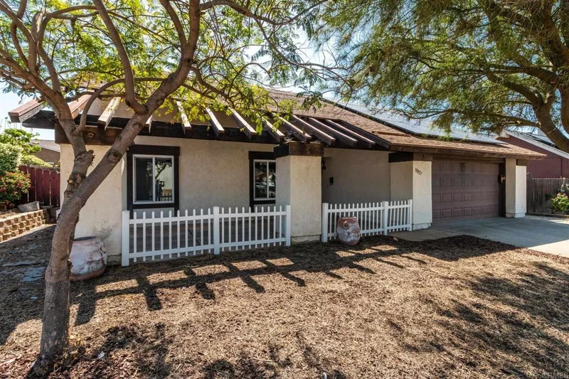 10027 Anja, Lakeside, CA 92040