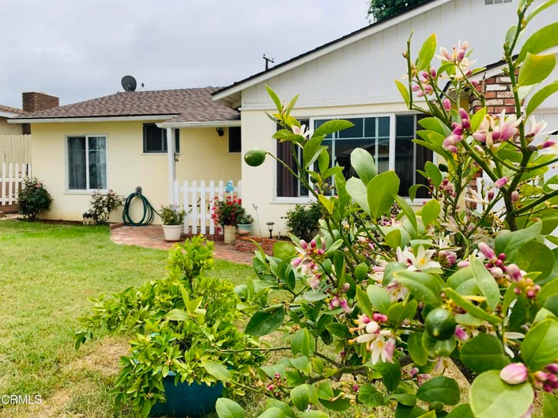 90 Rio Via, Oak View, CA 93022