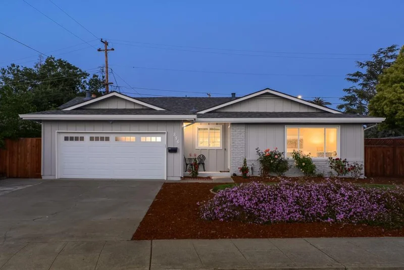 896 Roble, Sunnyvale, CA 94086