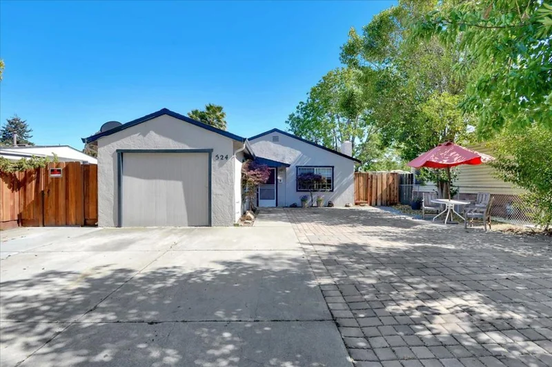 524 Hamilton, Menlo Park, CA 94025