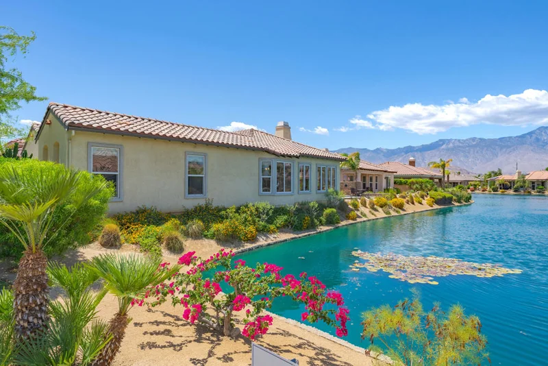 27 Shoreline, Rancho Mirage, CA 92270