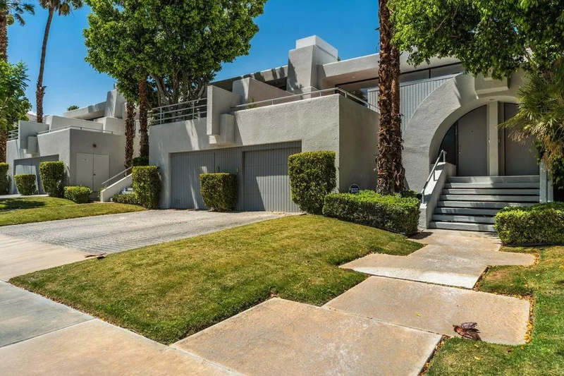 230 Stevens, Palm Springs, CA 92262