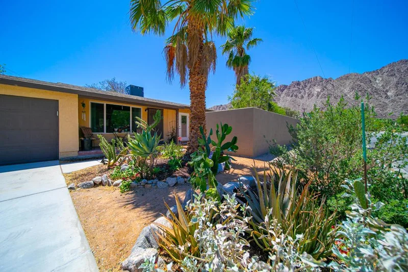 77345 Avenida Montezuma, La Quinta, CA 92253