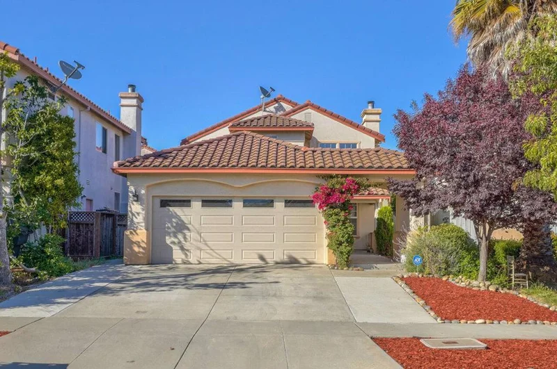1129 Cobblestone Street, Salinas, CA 93905