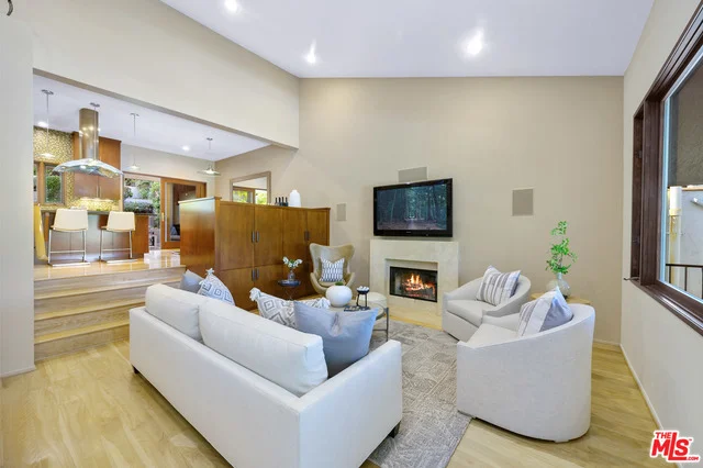 4155 Somers, Los Angeles, CA 90065