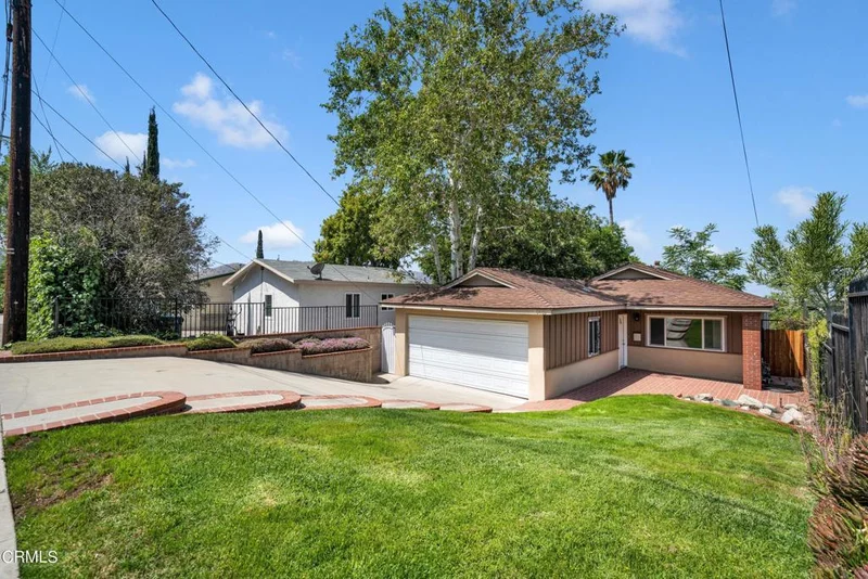 10403 Fernglen, Tujunga, CA 91042