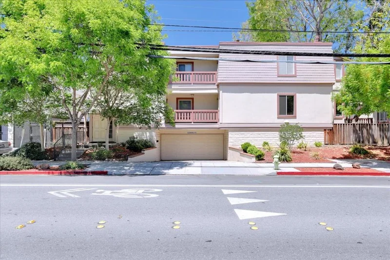 1140 Whipple #25, Redwood City, CA 94062