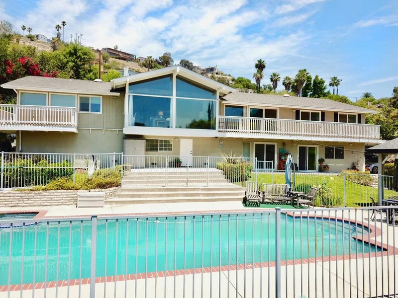 19082 Fowler, Santa Ana, CA 92705