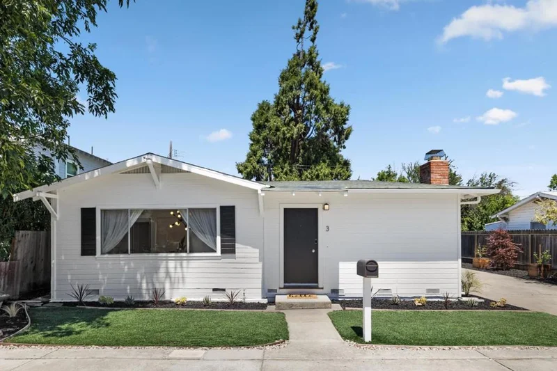 3 Vera Court, Redwood City, CA 94061