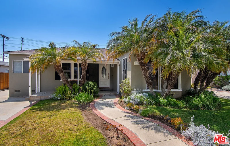8507 Naylor, Los Angeles, CA 90045