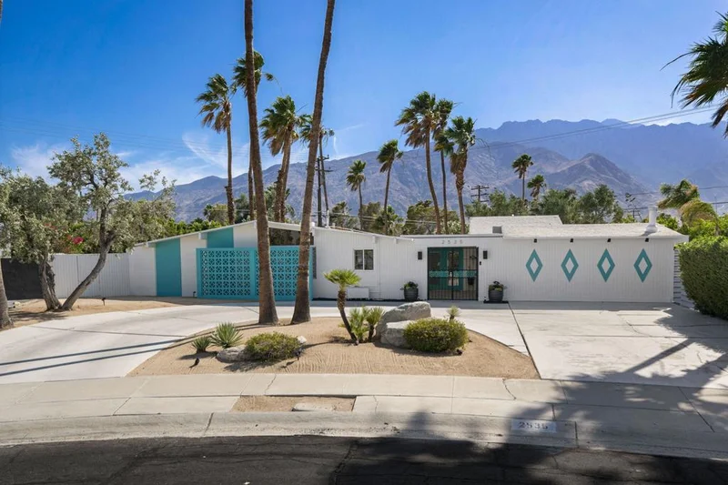 2535 Kitty Hawk, Palm Springs, CA 92262