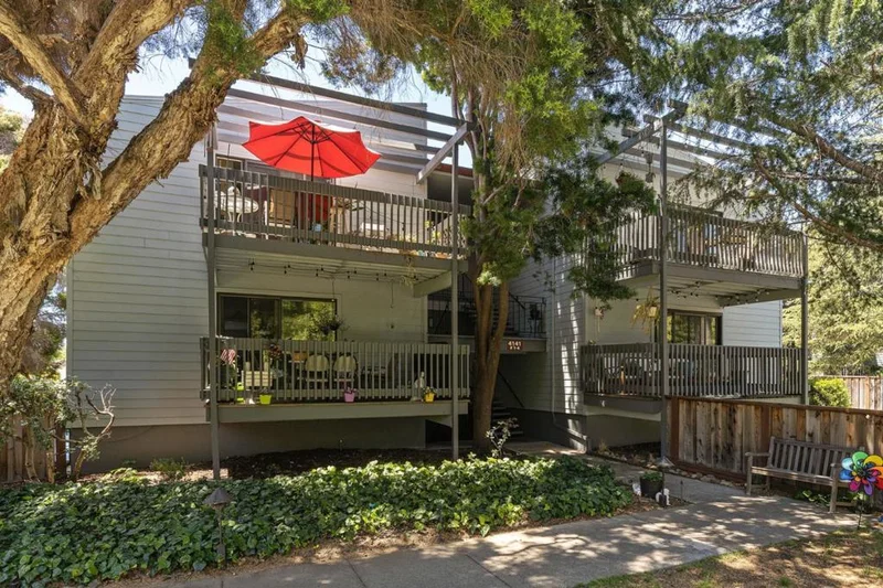 4141 George #3, San Mateo, CA 94403