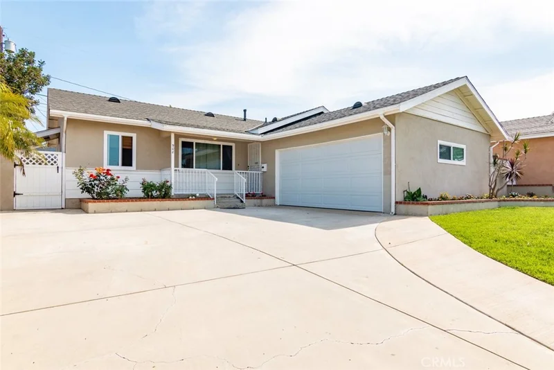 908 Sorock, Torrance, CA 90502
