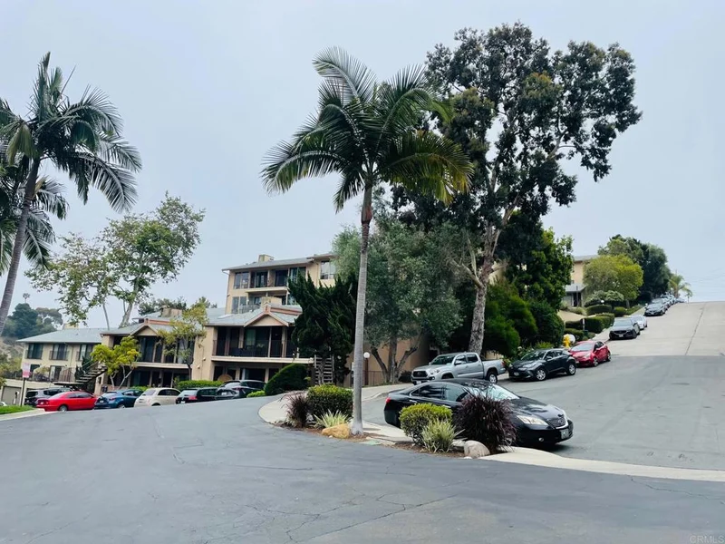 4321 Fifth Ave., San Diego, CA 92103