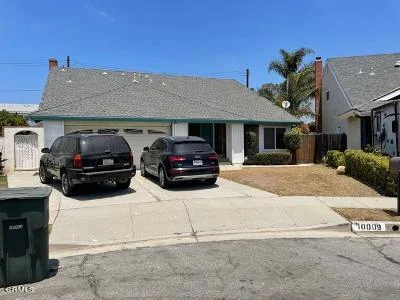 10009 Las Cruces, Ventura, CA 93004